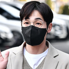 【PHOTO】SG WANNABE イ・ソクフン&Giriboyら、新番組「ベビーシンガー」制作発表会のため会場へ