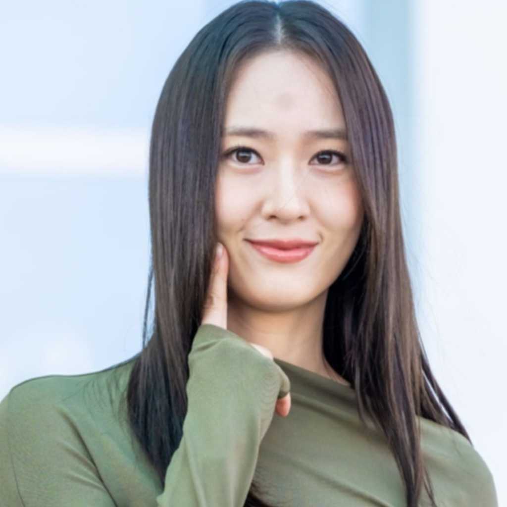 【PHOTO】f(x) クリスタル、海外スケジュールのため中国へ出国