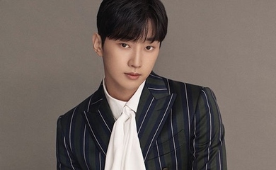 B1a4 ジニョン 新しいプロフィール写真を公開 深みを増した大人の雰囲気 Kstyle