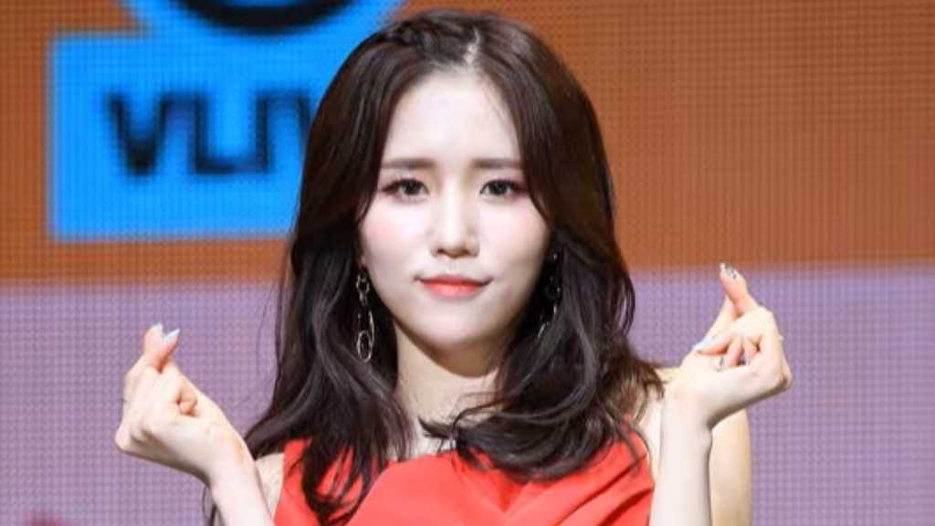 LOVELYZのJIN、来年の結婚を予告?グループ活動に言及も