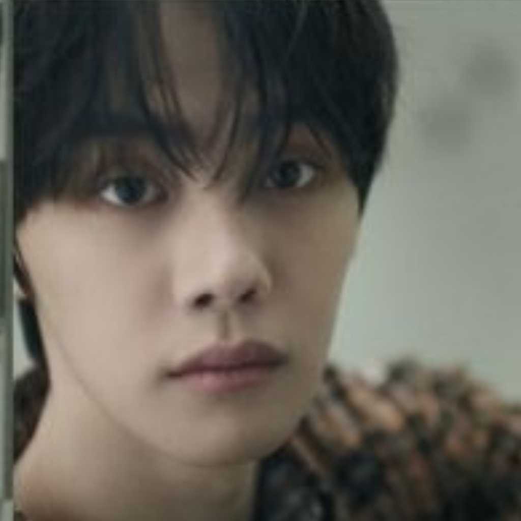 “ZB1＆EVNNE出身メンバーで構成”AND2BLE、キム・ギュビンのトレーラー映像を公開