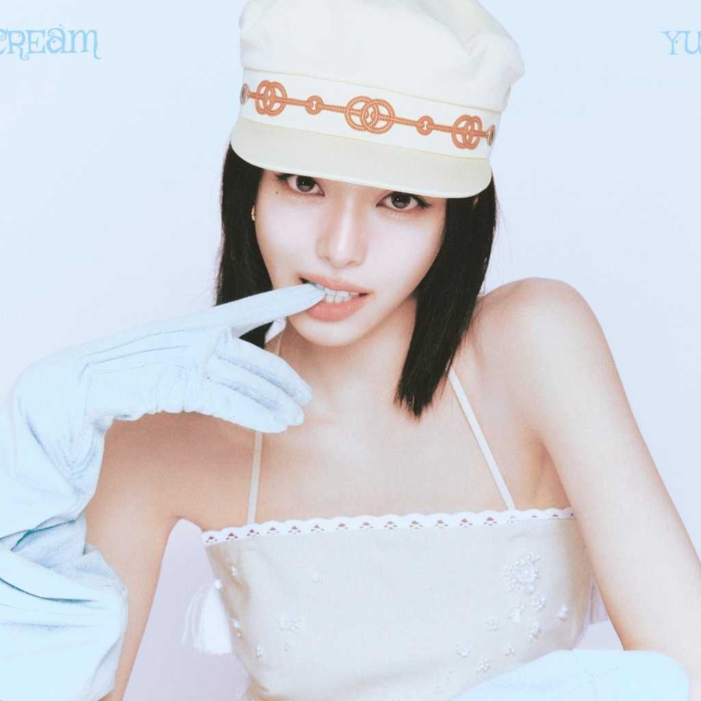 ITZY ユナ、ソロデビューアルバム「Ice Cream」コンセプトフォトを公開