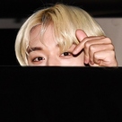 【PHOTO】Wanna One出身パク・ジフン、ラジオ番組の収録に参加…車内からハートポーズ(動画あり)