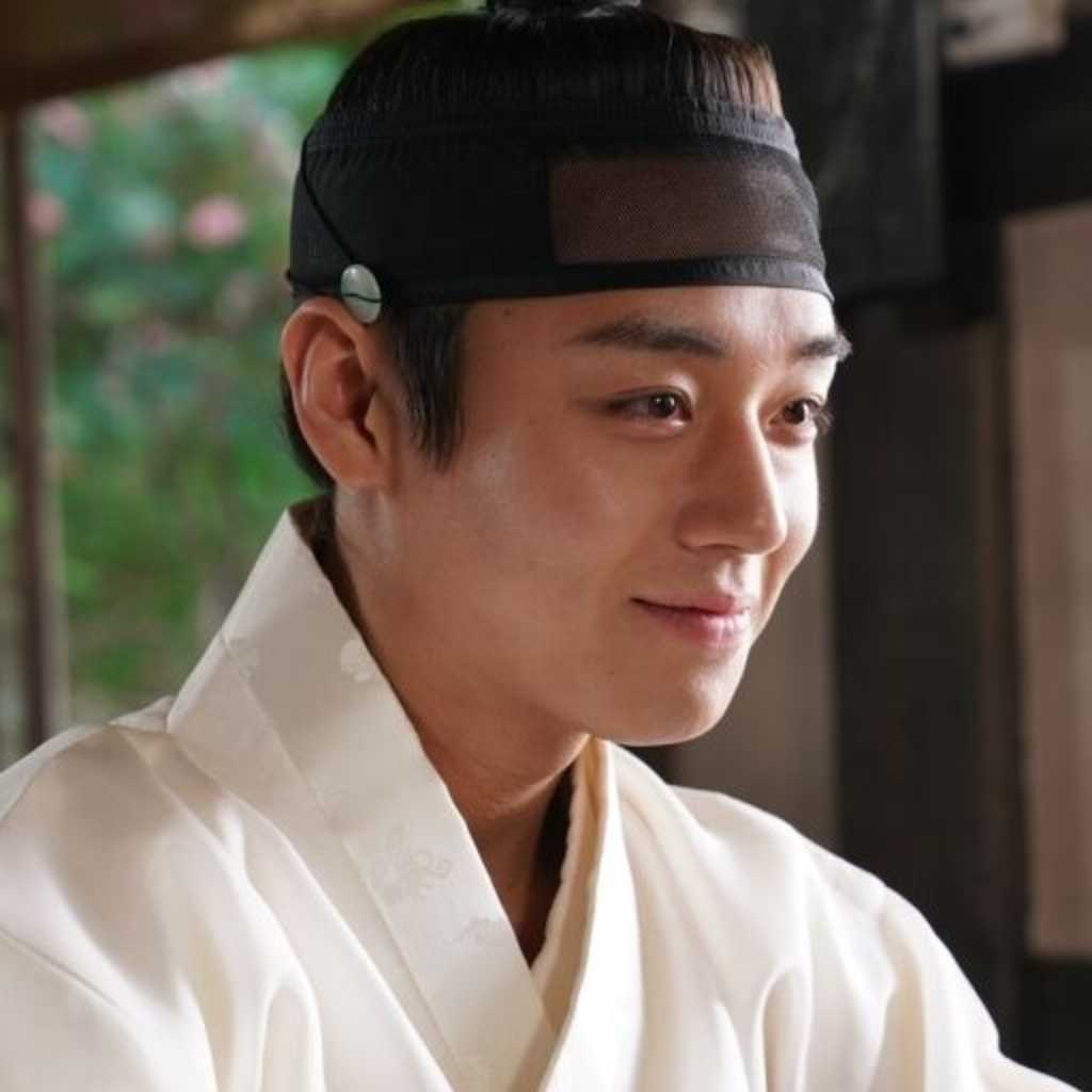 Wanna One出身パク・ジフン、映画「王と生きる男」のヒットでライジングスター1位を獲得！