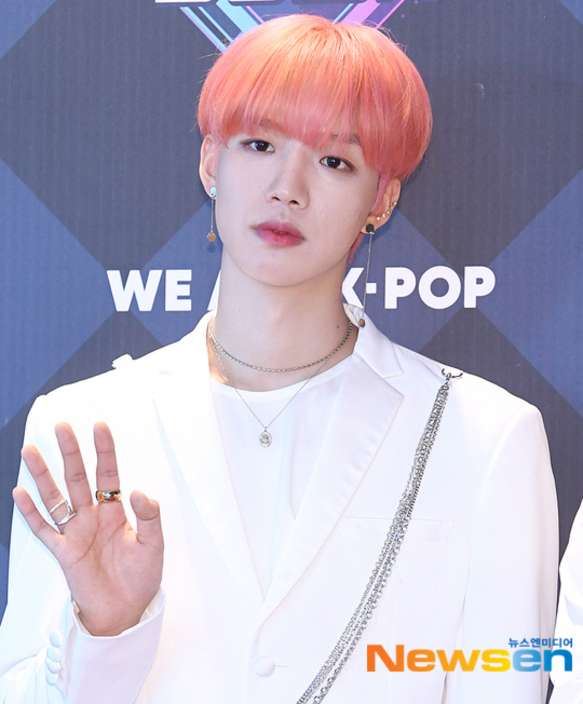 ドンヒョン AB6IX MXM サイン