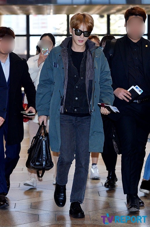 Photo Jyj ジェジュン ファンミーティングのため日本へ出国 空港がランウェイに Kstyle