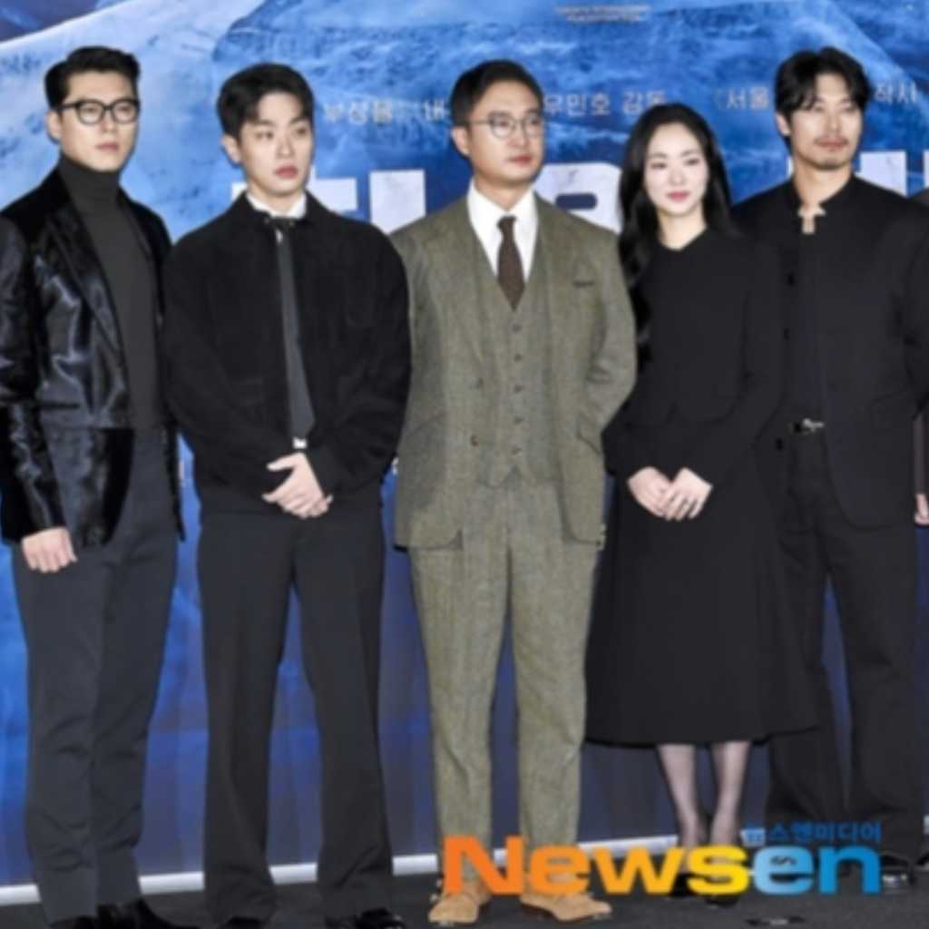 【PHOTO】ヒョンビン＆パク・ジョンミン＆イ・ドンウクら、映画「ハルビン」制作報告会に出席（動画あり）