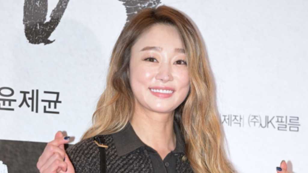“公開恋愛中”チェ・ヨジン、7歳年上の恋人と結婚へ…3月31日放送「同床異夢2」でラブストーリーを公開