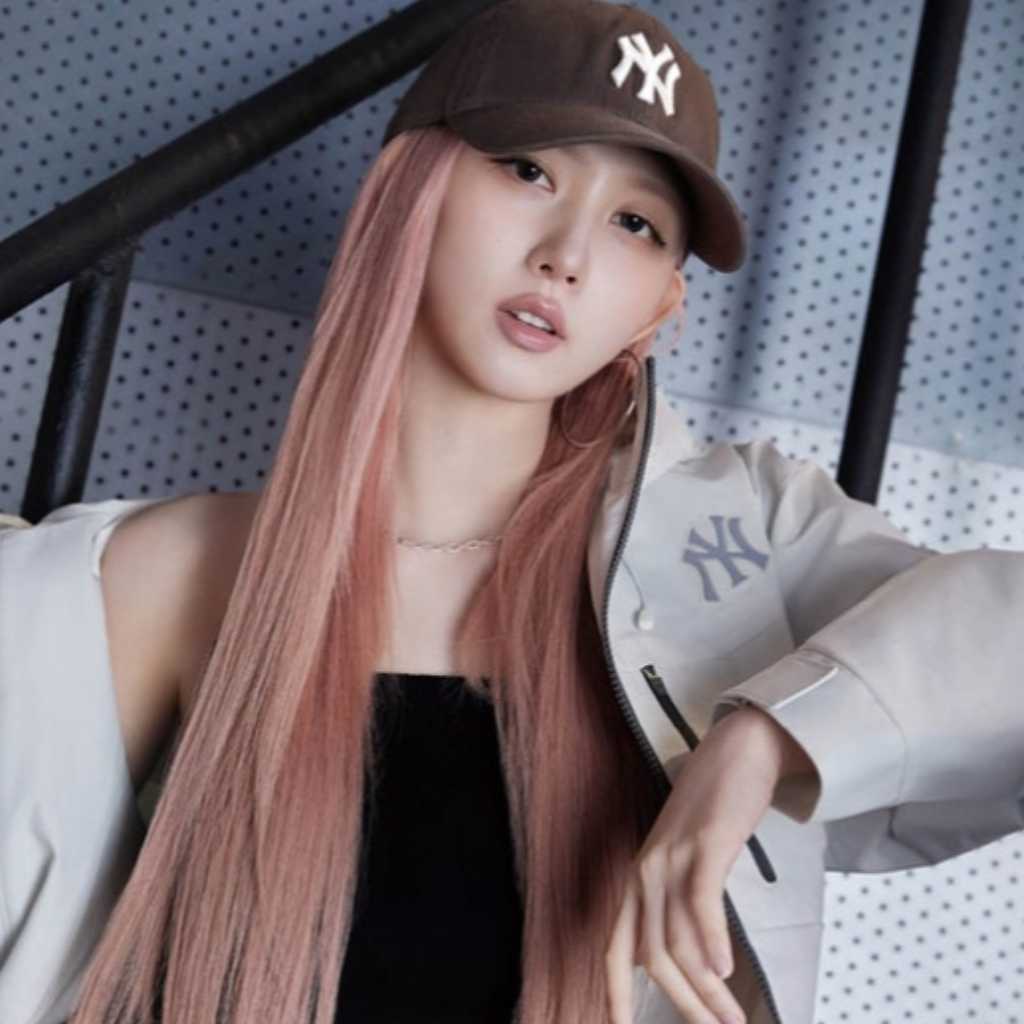 IVE ガウル、ファン愛を語る「人生で心から愛した存在が私であるということに感謝」