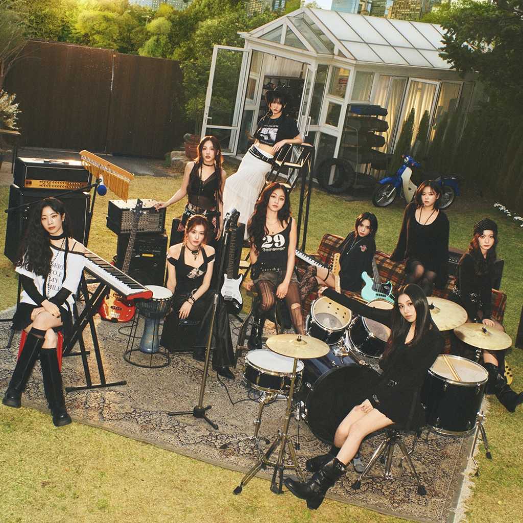 ONE OK ROCK・TakaとToruが作曲！TWICE、疾走感溢れるロックナンバー「Like 1」先行配信スタート