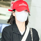 【PHOTO】ソン・ヘギョ、スケジュールのためフランスへ出国…帽子姿で登場