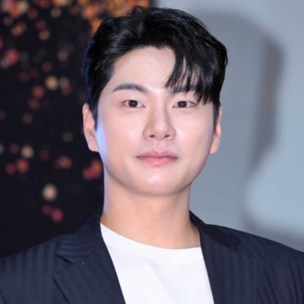 イ・イギョン、5億ウォンの借金を告白…結婚観に共演者からツッコミも（動画あり）