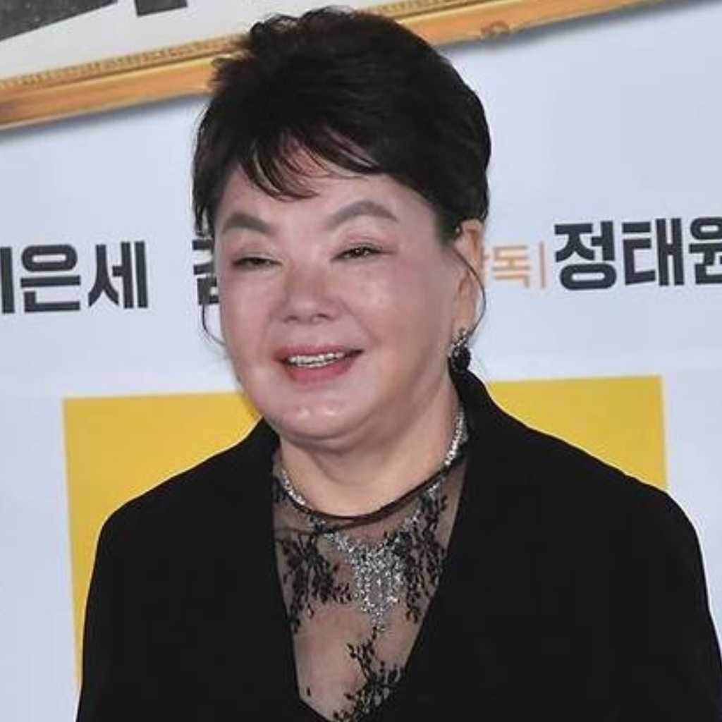 キム・スミさん、別れから本日（10/25）で2年…多数の作品で活躍