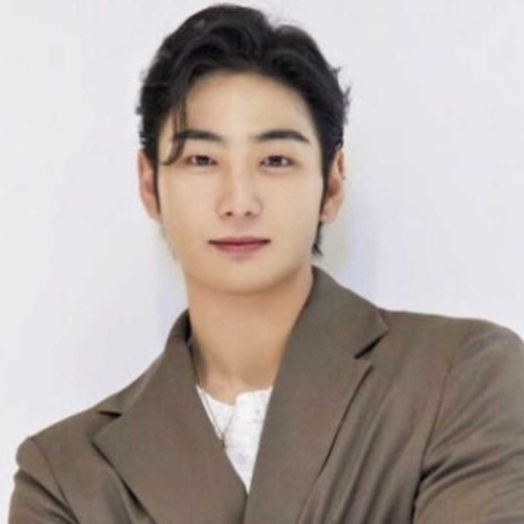 ベクホ、12月29日の入隊を発表…グループ最後の兵役(公式)