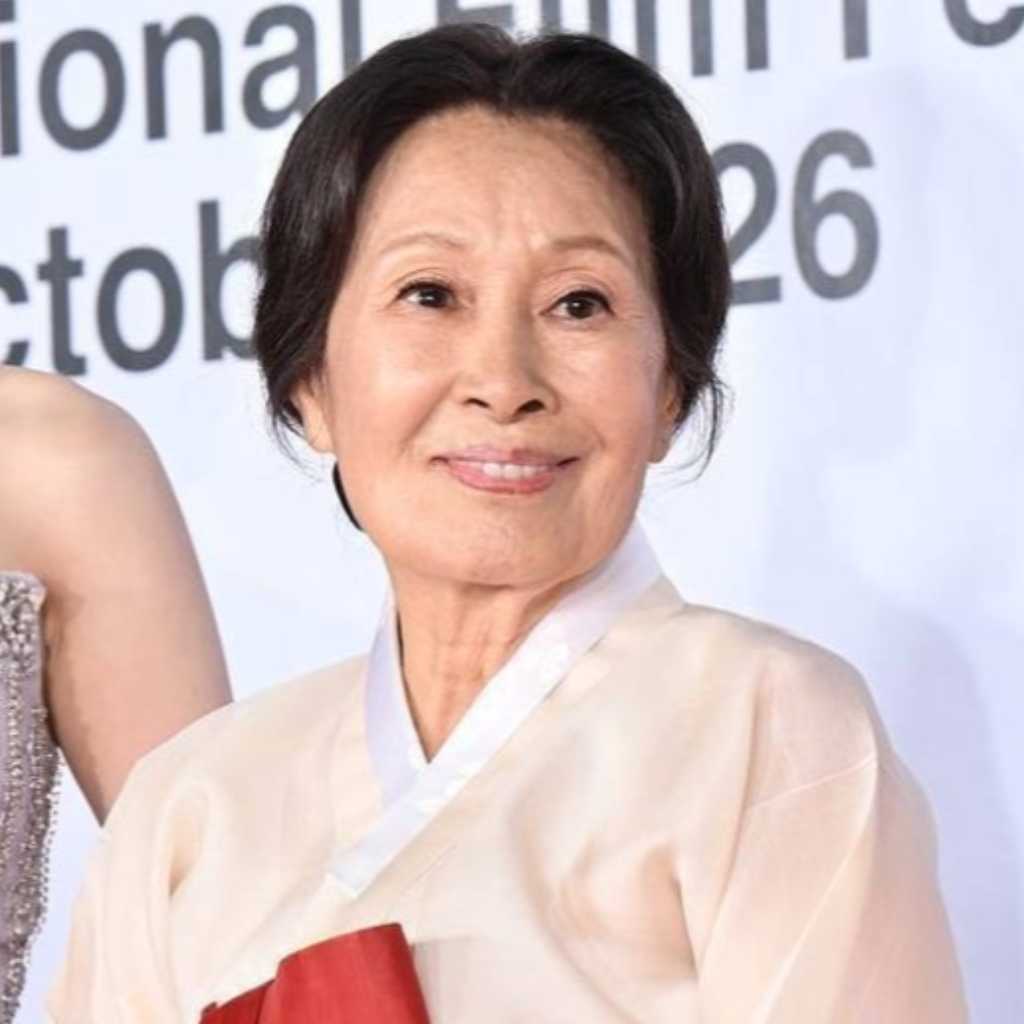 キム・ヘジャ、主演映画「相変わらず綺羅びやかに」舞台挨拶を当日キャンセル…ファンから心配の声