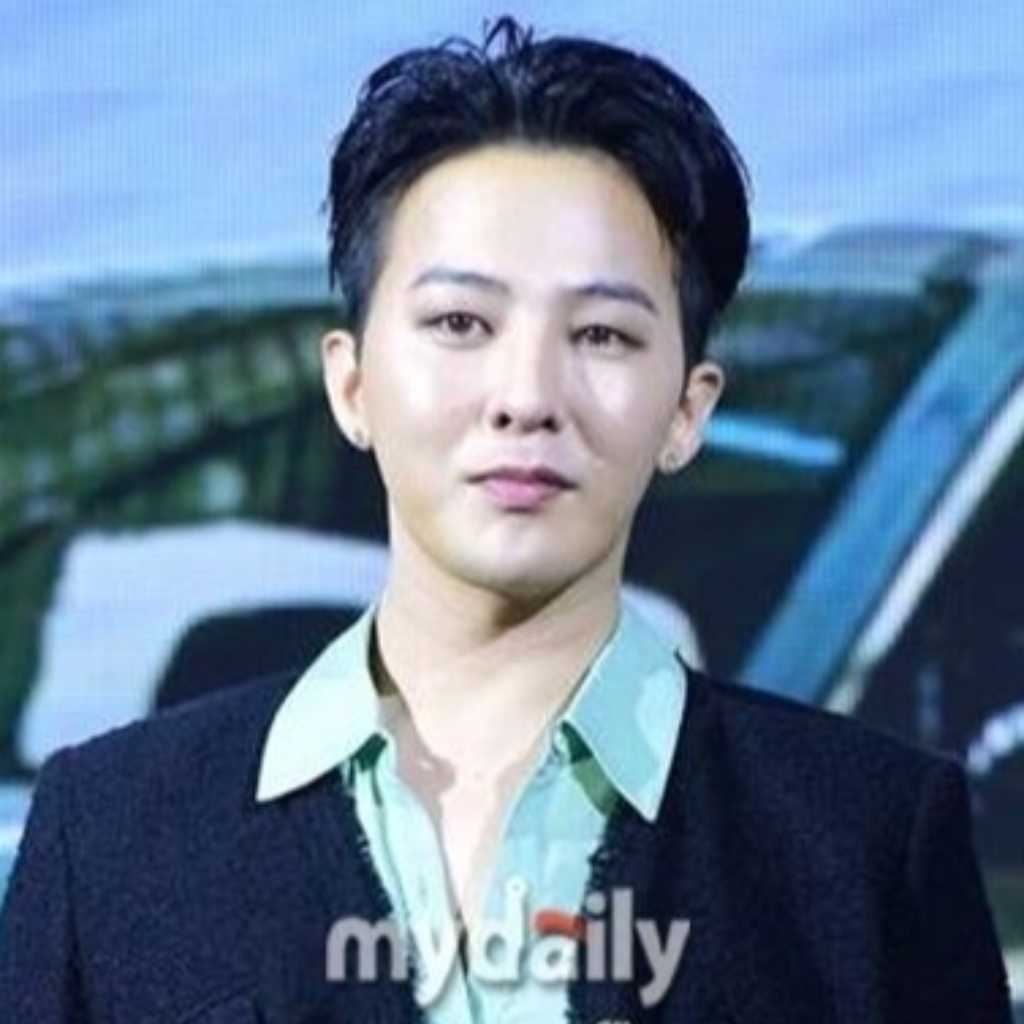 G-DRAGON、差別用語の書かれた衣装が議論に…事務所が謝罪「細心の注意を払う」