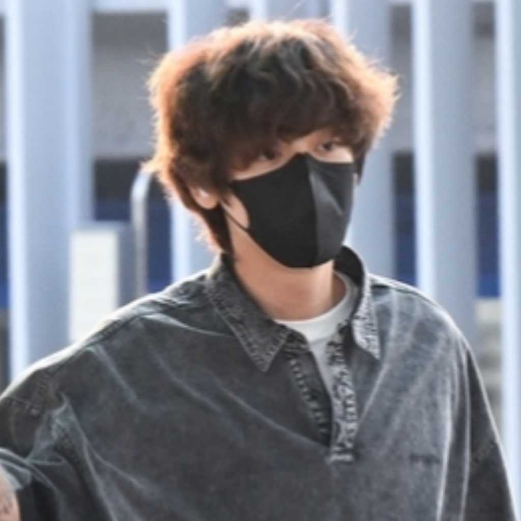 【PHOTO】EXO チャンヨル、海外スケジュールのため香港へ出国