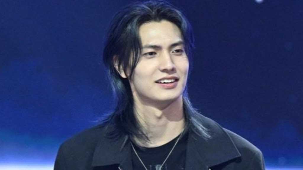 Xdinary Heroes ジュヨン、インフルエンザに感染…JYPがコメント「しばらくは健康回復に専念する」