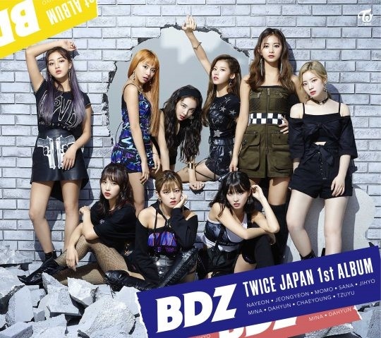 Twice 日本1stアルバム z がオリコンランキングで 4日連続 1位を獲得 凄まじい人気を立証 Kstyle Twice 日本1stアルバム z がオリコンランキングで 4日連続 1位を獲得 凄まじい人気を立証 Kstyle