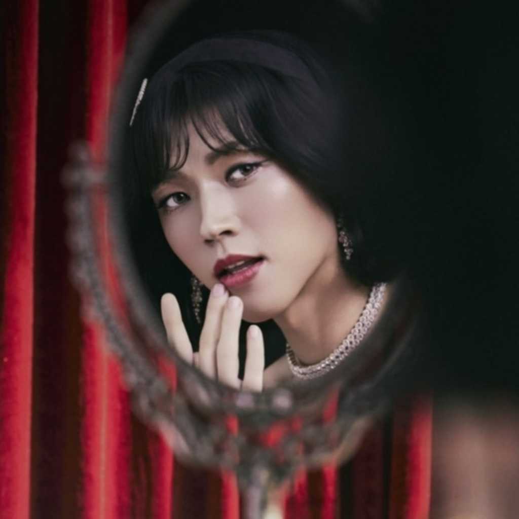 INFINITE ウヒョン＆FTISLAND イ・ホンギら、ボブヘアの美女に変身！？ミュージカル「シュガー」で女装姿を披露