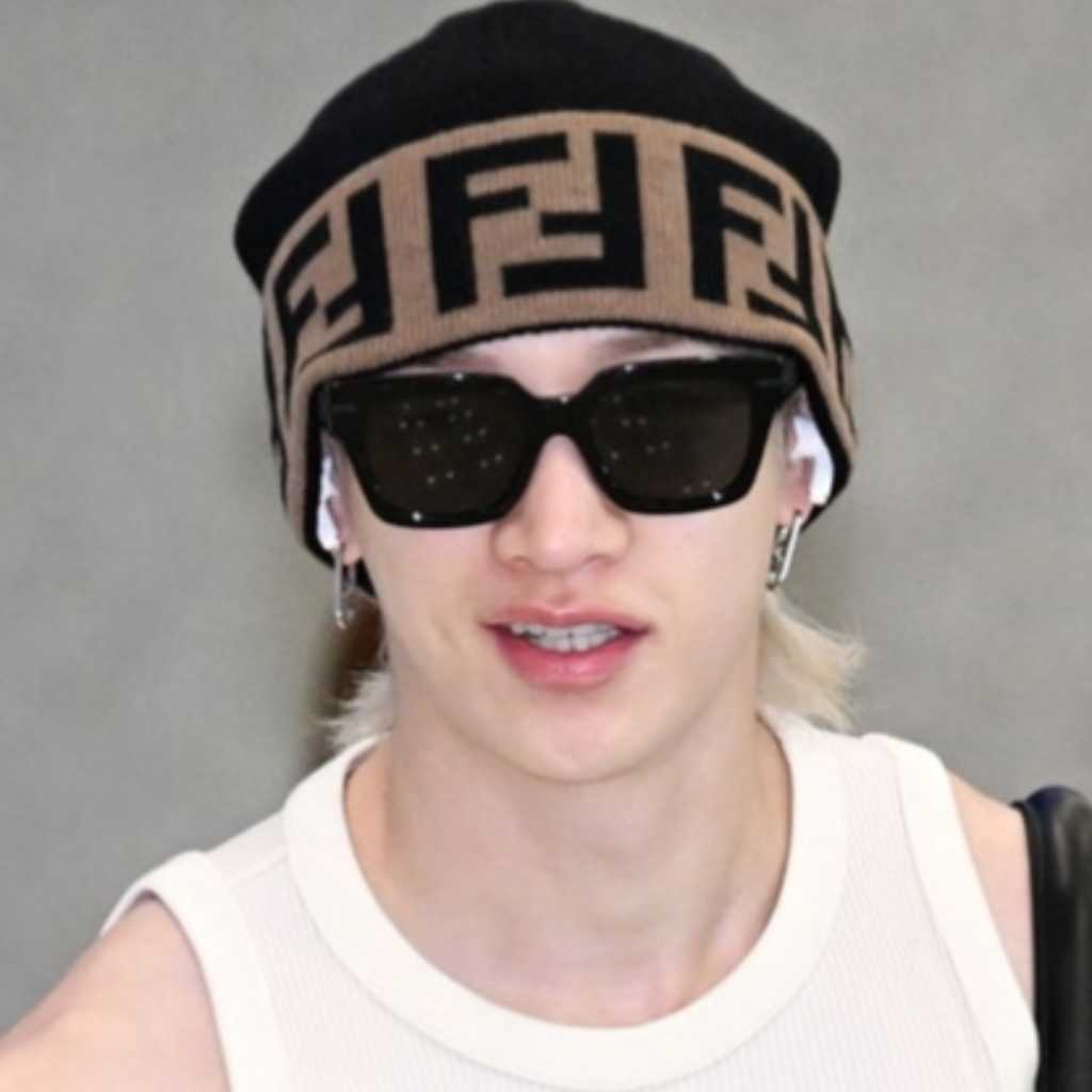 【PHOTO】Stray Kids バンチャン、ファッションショーを終えて韓国に到着