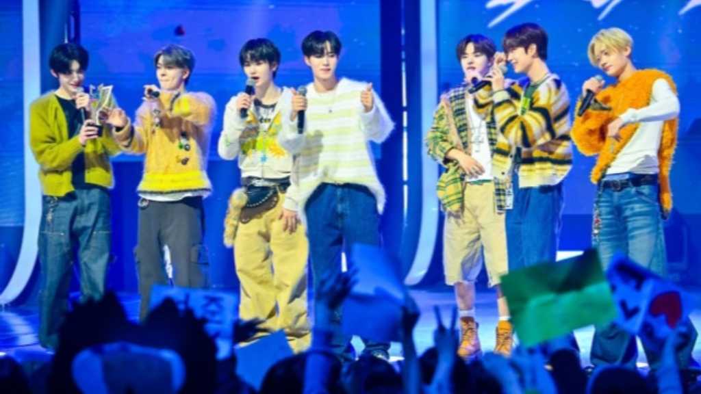 ALPHA DRIVE ONE、デビュー10日で初の音楽番組1位に!「さらに成長して恩返しする」(動画あり)