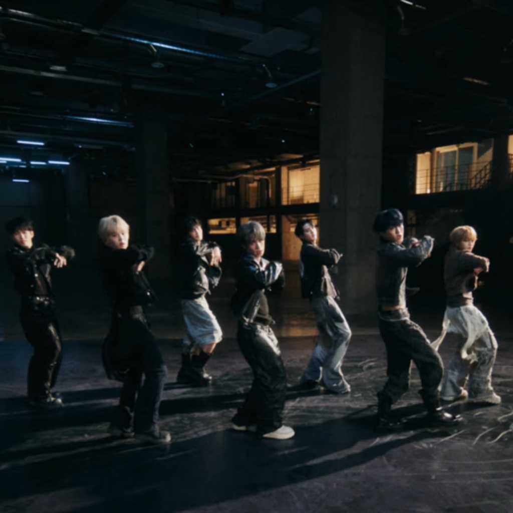 YOUNITE、タイトル曲「POSE!」MV公開…クセになるサウンド