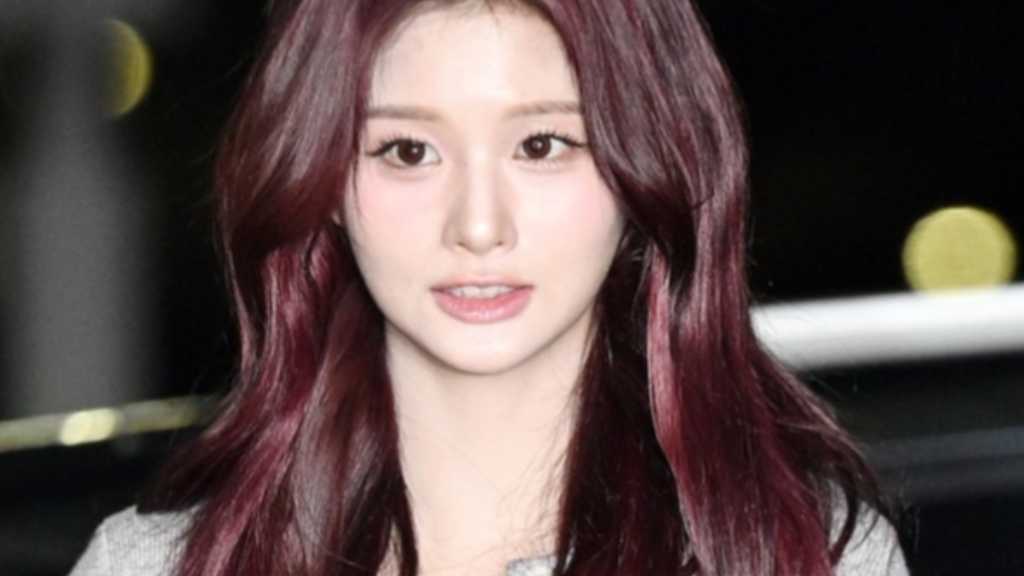 【PHOTO】NMIXX、海外スケジュールのため出国…キュートな笑顔（動画あり）