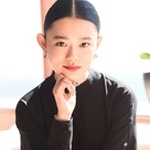 【PHOTO】「メアリと魔女の花」杉咲花、韓国でインタビューに登場“清純な美貌”