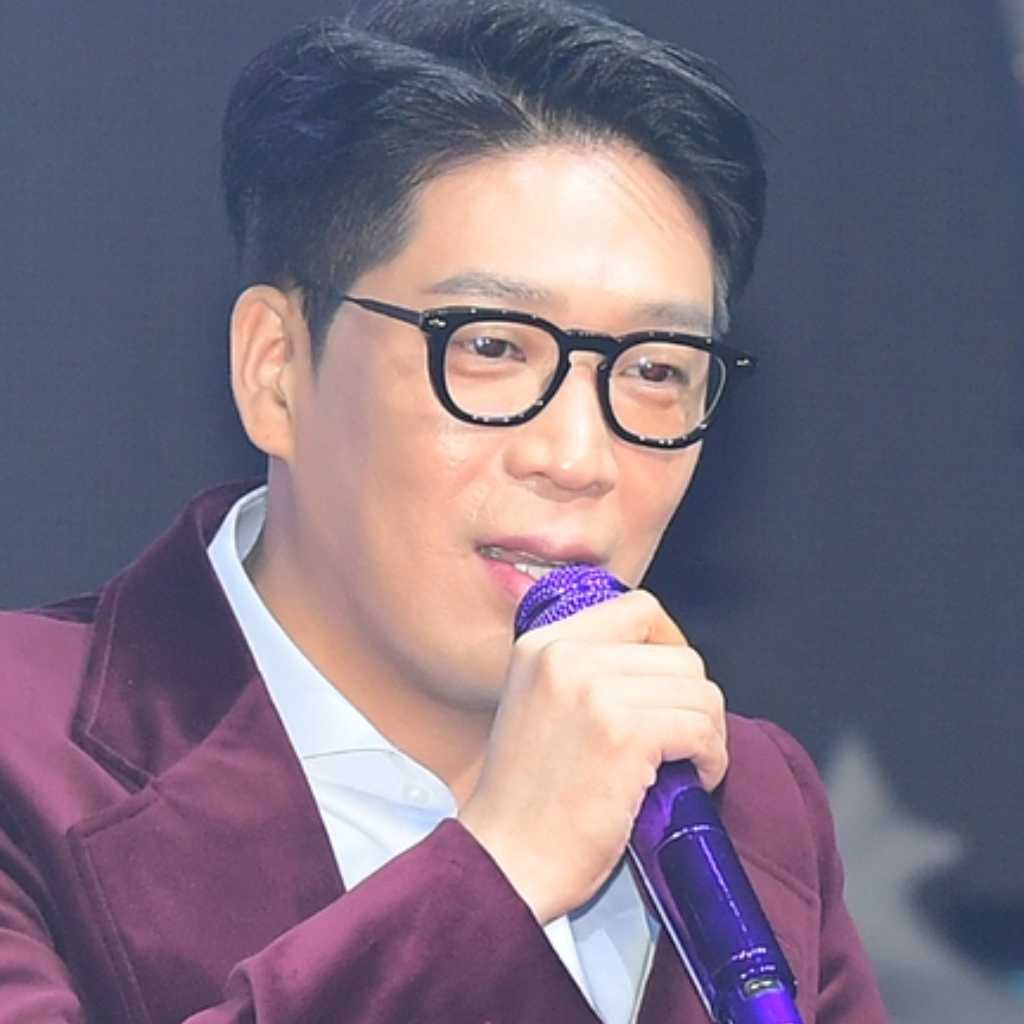 “不倫疑惑を否定”MCモン、新たに売春疑惑が浮上…マンションの管理事務所が防犯カメラ映像を公開