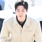 【PHOTO】チャン・ドンユン＆ソル・イナ＆チュ・ヨンウ、新ドラマ「オアシス」制作発表会のため放送局へ