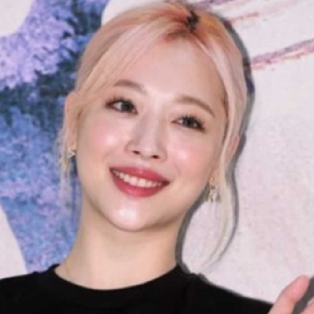 ソルリさんの愛猫との近況ショットも…キム・ソナ、夏の思い出を公開