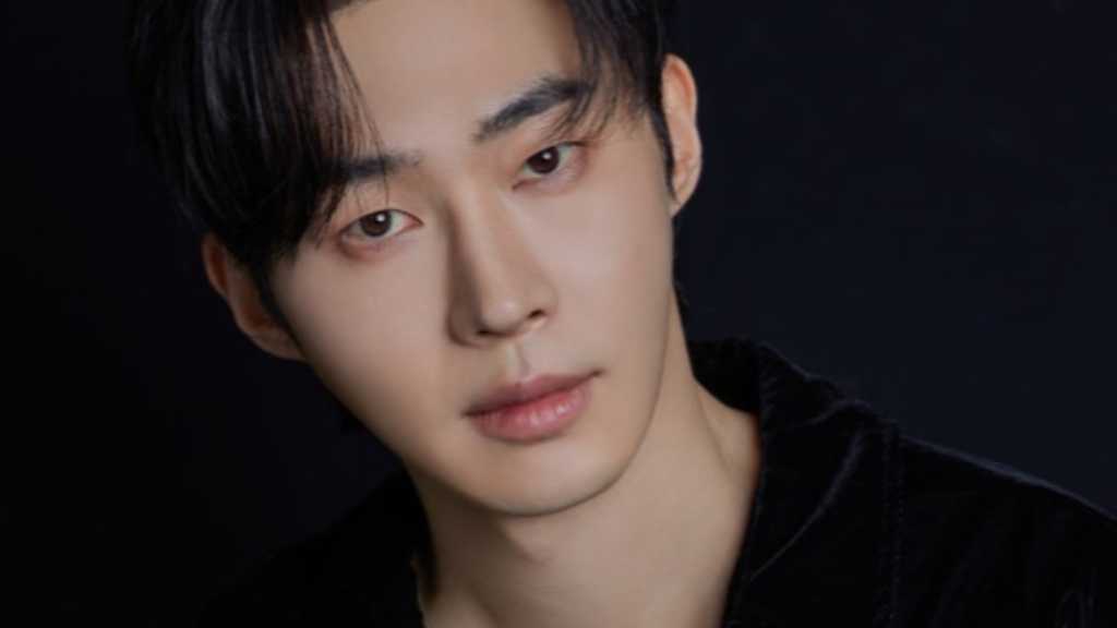 「テプン商事」ム・ジンソン“2PM ジュノから唇がセクシーだと褒められた”