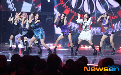 【PHOTO】NMIXX、ウォノ、Wanna One出身パク・ジフンら、10/19放送「SHOW CHAMPION」に出演