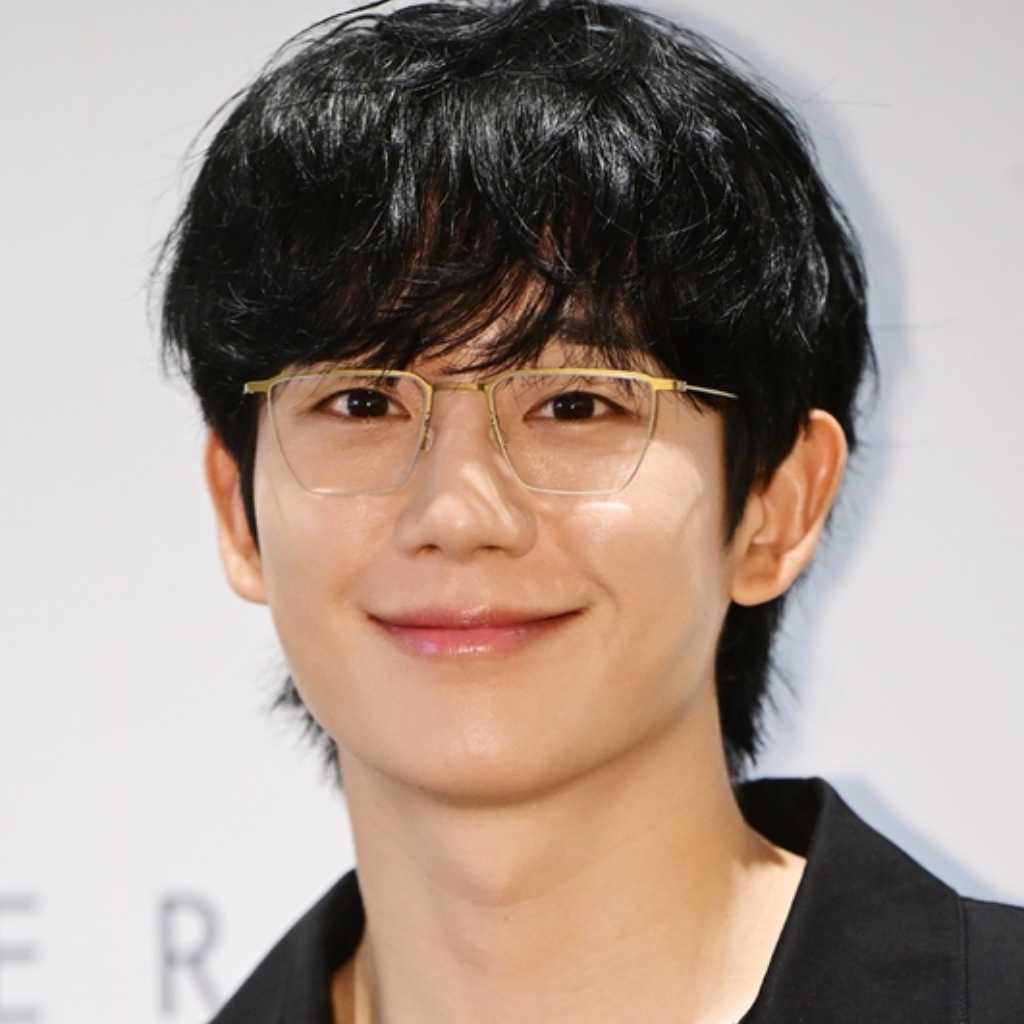 【PHOTO】チョン・ヘイン、アイウェアブランド「LINDBERG」のイベントに出席…爽やかなメガネ姿