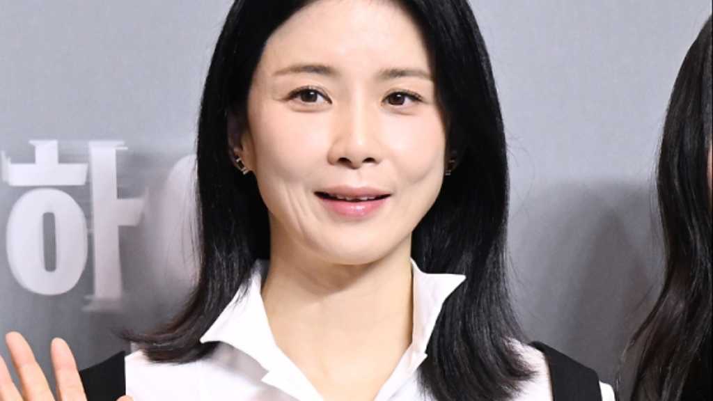 イ・ボヨン、子どもの将来に対する考えも？職業への本音を吐露「本当に大変」（動画あり）