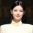 キム・ユジョン、応援してくれるファンへ呼びかけ…愛情が話題「プレゼントは気持ちだけで十分」