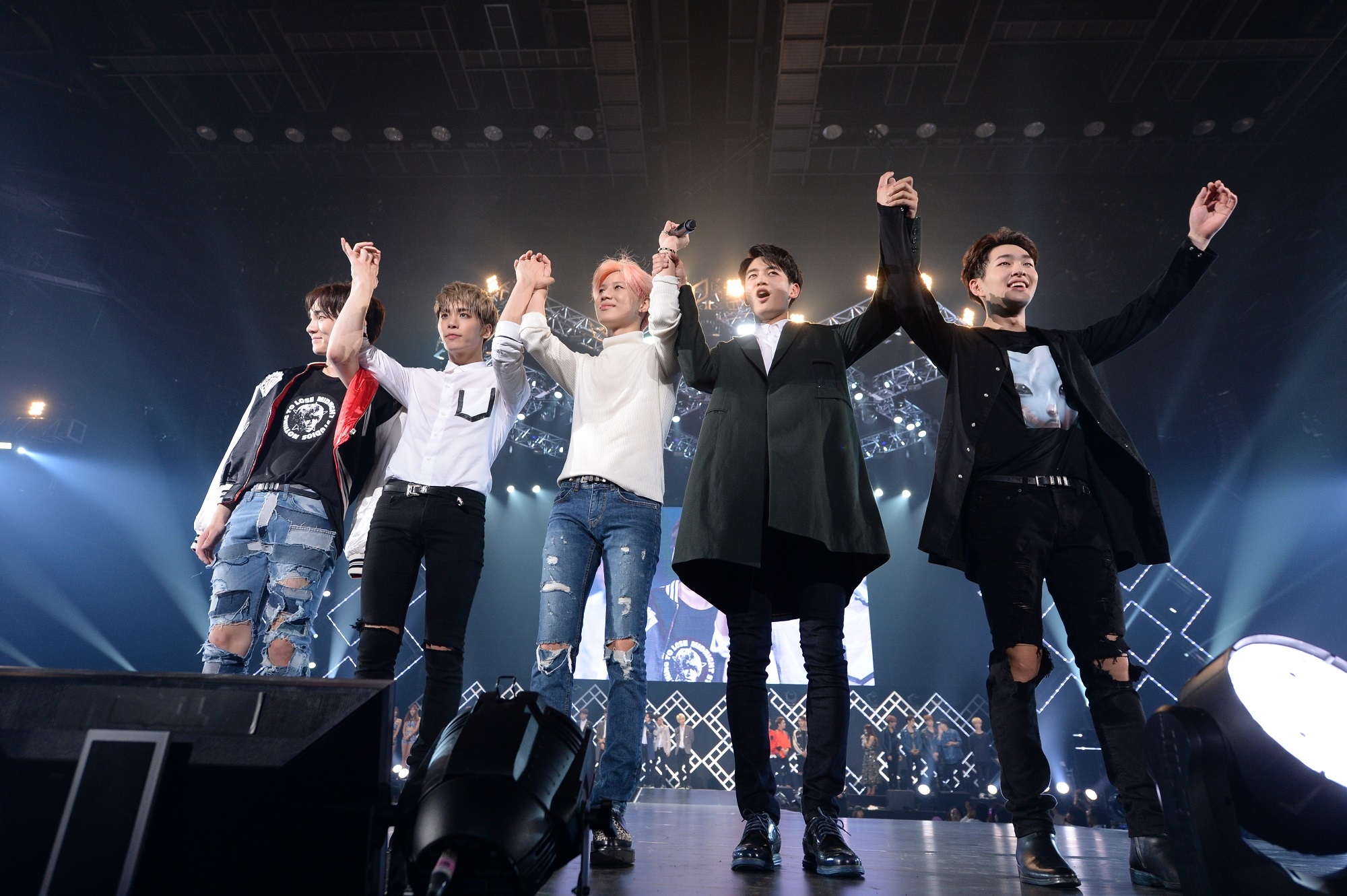 Photo Shinee Infinite Block B 全6組の豪華アーティストが Super Concert The Show 15 集結 Kstyle