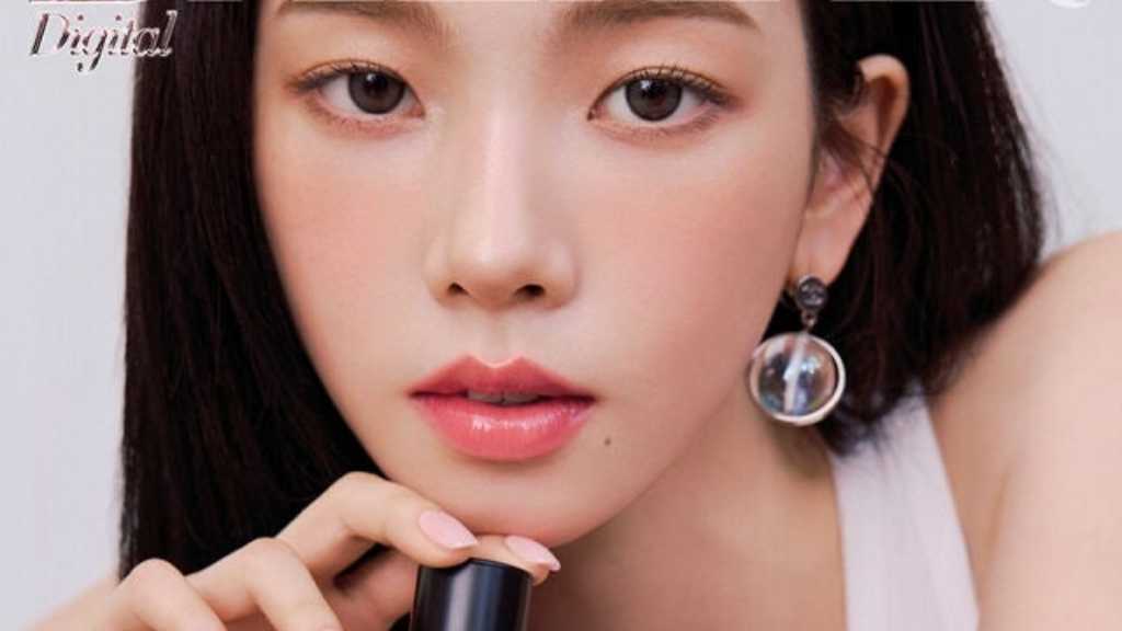 aespaのKARINA、透き通るような肌に釘付け…ビューティーグラビアを公開（動画あり）