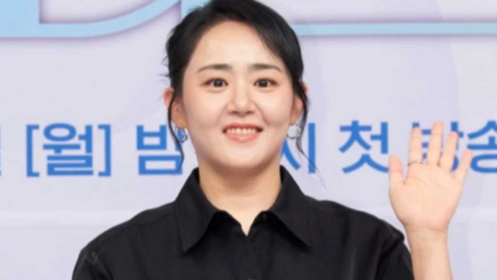 “新婚”ムン・グニョン、7年ぶりにバラエティ番組出演！夫からの応援メッセージに笑顔