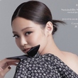 BLACKPINK ジェニー、愛らしい姿から魅惑的なポーズまで…美しすぎるグラビアを公開