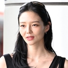 【PHOTO】イ・ソム、スケジュールのため日本へ出国…クールなファッション
