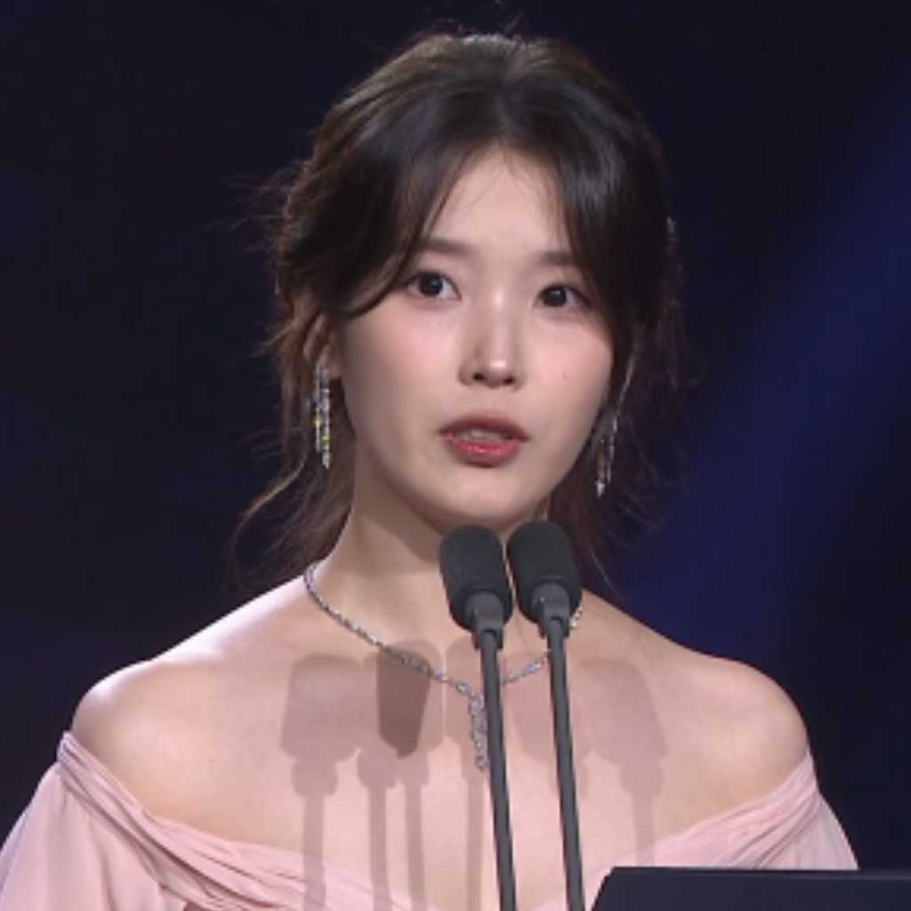 コンサート＆アルバム発売を延期も…IU「第5回青龍シリーズアワード」に授賞者として登場