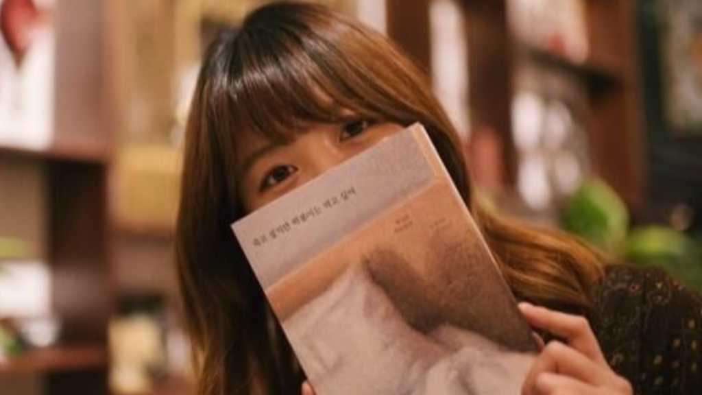 BTSのRMも愛読した「死にたいけどトッポッキは食べたい」著者が35歳で死去…5人に臓器提供