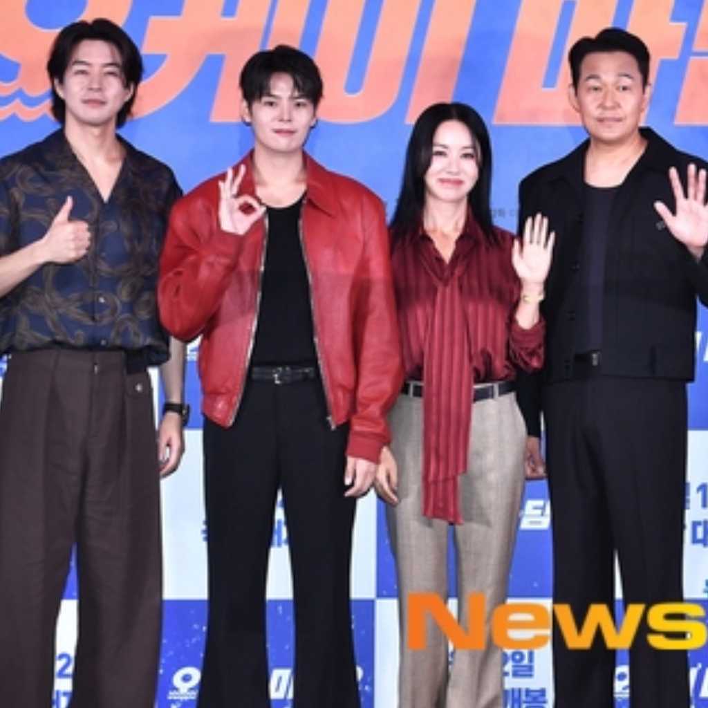 【PHOTO】オム・ジョンファ＆パク・ソンウン＆少女時代 スヨンら、映画「ノンストップ2」記者懇談会に出席