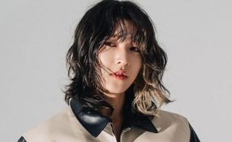OnlyOneOfのRie、Mill、JunJi、ニューアルバム「Instinct Part. 2」予告イメージを公開