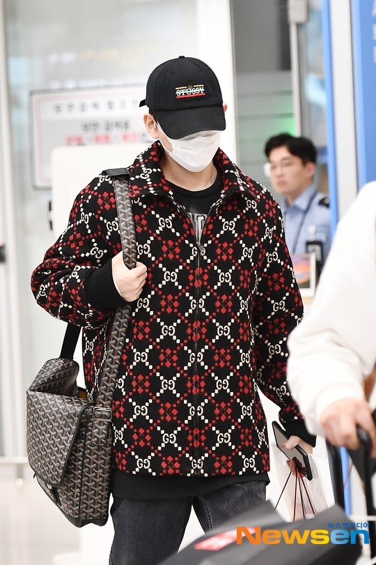 Photo Block B ジコ スケジュールを終えて帰国 個性的なファッション Kstyle Photo Block B ジコ スケジュールを終えて帰国 個性的なファッション Kstyle