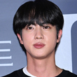 BTS ジン、除隊後に再び軍を訪問したワケとは？写真も話題に「本当に来てくれるとは」