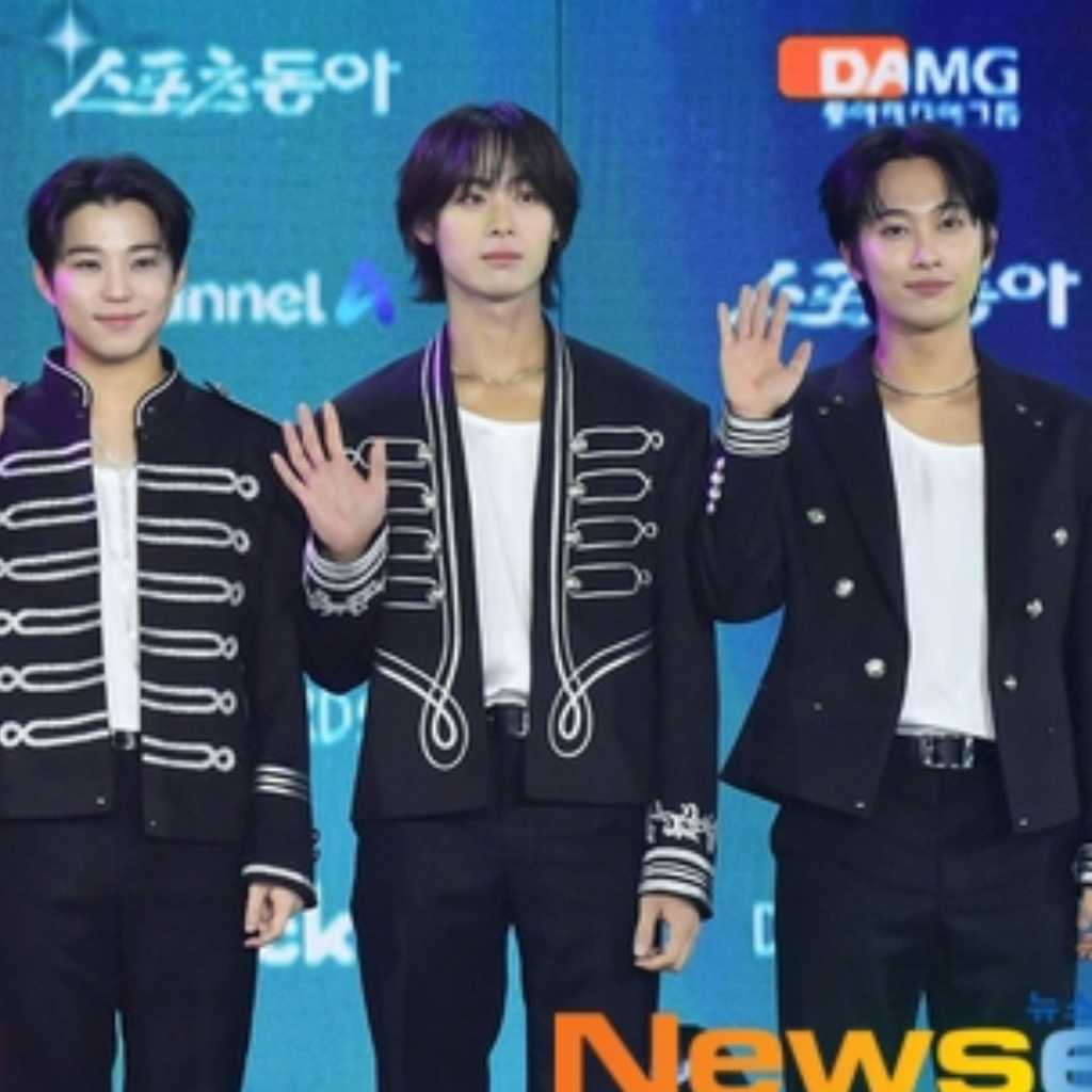 【PHOTO】Hi-Fi Un!corn「第2回D Awards」レッドカーペットに登場