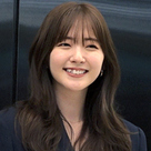 【PHOTO】鈴木愛理「ソウルファッションウィーク」参加のため初訪韓！笑顔で空港に（動画あり）